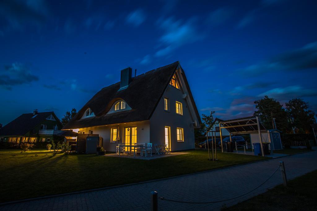 Reetdachhaeuser Boergerende Экстерьер фото